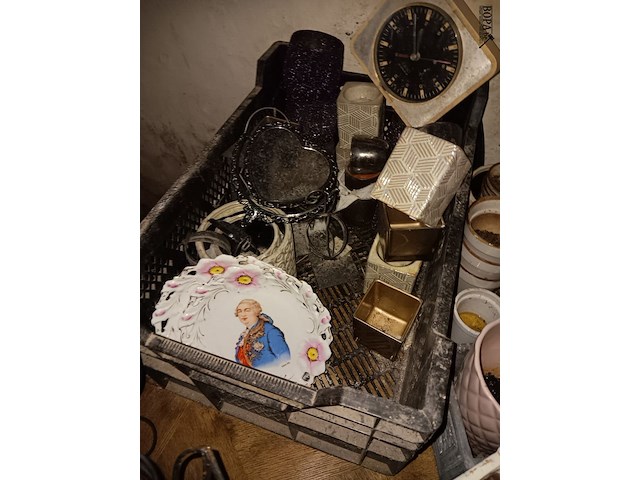 Lot 37 - decoratie - afbeelding 2 van  3