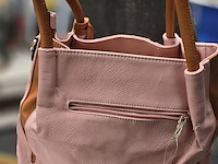 Lot 37 - handtas met merkteken michael kors - afbeelding 3 van  5