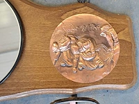 Lot 37 - houten kapstok afgewerkt met koper - afbeelding 3 van  3