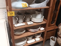 Lot 37 - houten rek - afbeelding 1 van  2