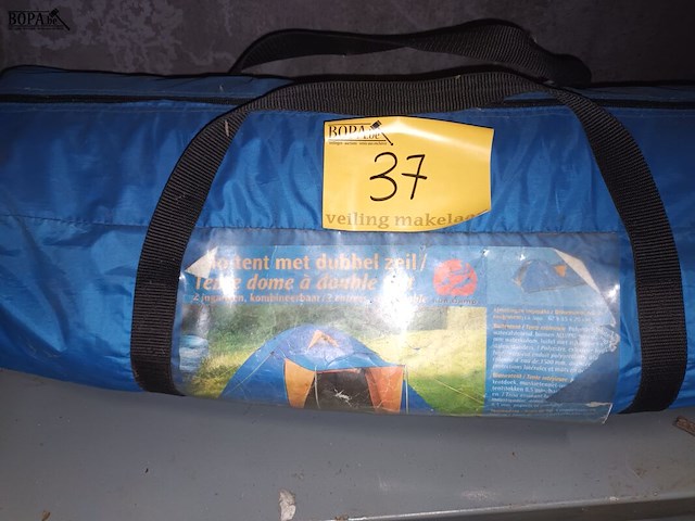 Lot 37 - iglo tent - afbeelding 4 van  4
