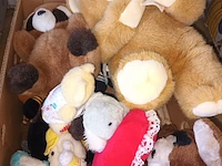 Lot 37 - knuffels. 1 doos