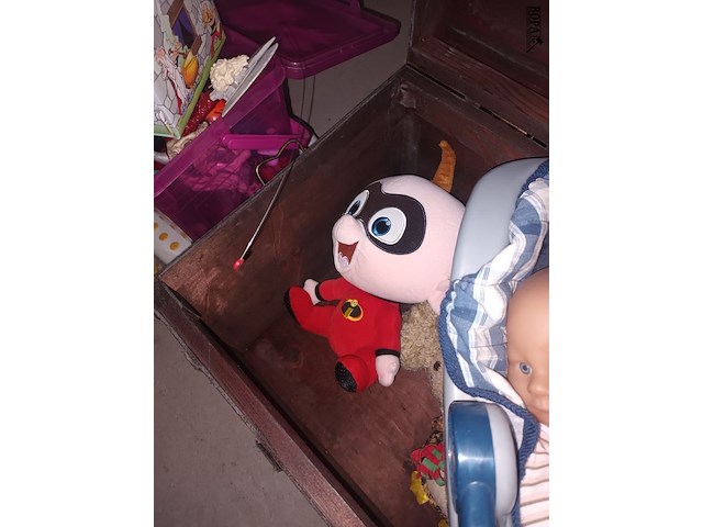 Lot 37 - koffer met speelgoed - afbeelding 6 van  6