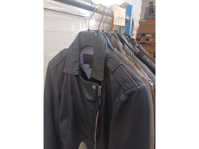 Lot 37 - lederen jas. 8 stuks - afbeelding 2 van  5