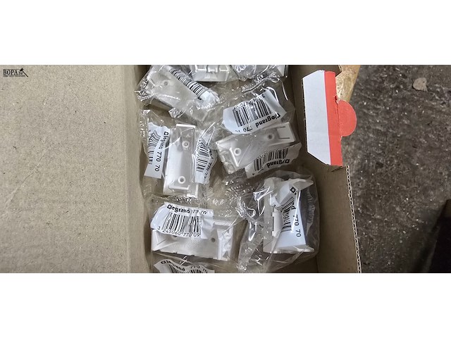 Lot 37 - legrand diversen - afbeelding 4 van  5