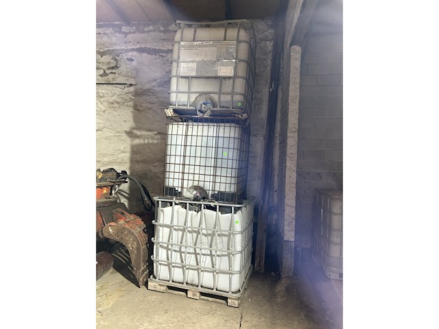Lot 37 - lot ibc containers (5) - afbeelding 3 van  4