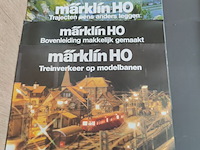 Lot 37 - märklin brochuresets - 3 sets - afbeelding 2 van  4