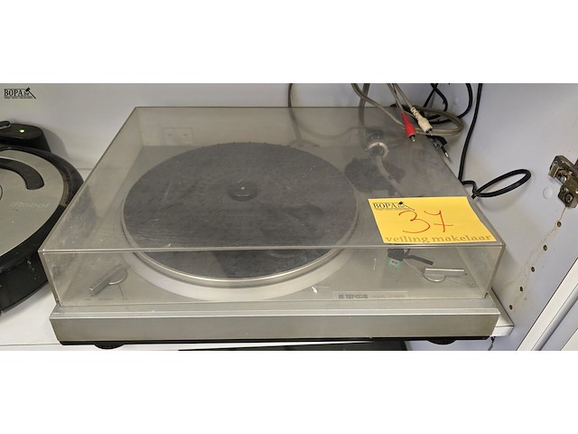 Lot 37 - platenspeler tensai - afbeelding 1 van  4