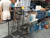 Lot 37 - presentatie molens en rekjes - afbeelding 1 van  4