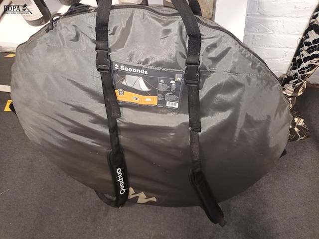 Lot 37 - quechua 2 seconds tent - afbeelding 3 van  4