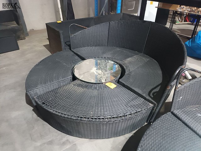 Lot 37 - rond lounge set - afbeelding 1 van  4