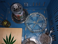 Lot 37 - rook accessoires - afbeelding 2 van  5