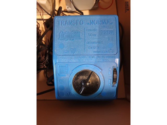 Lot 37 - transformators voor treinsets. 3 stuks - afbeelding 2 van  4