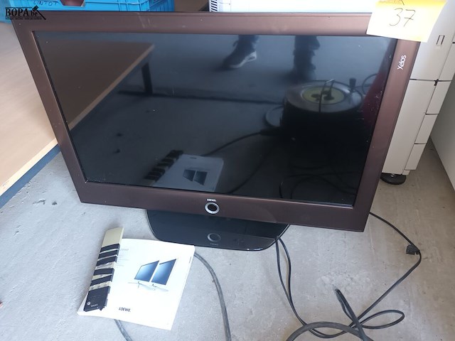 Lot 37 - tv loewe xelos 32 - afbeelding 1 van  4