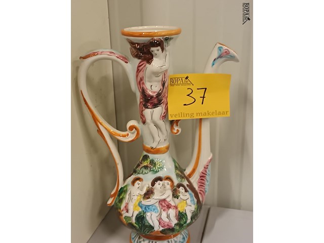 Lot 37 - vaas capodimonte - afbeelding 5 van  5