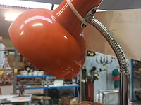Lot 37 - vintage oranje lamp - afbeelding 5 van  5
