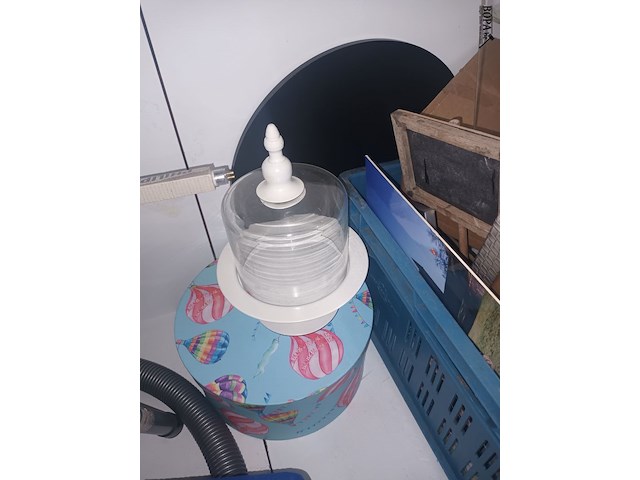 Lot 37 - winkeldecoratie - afbeelding 2 van  7