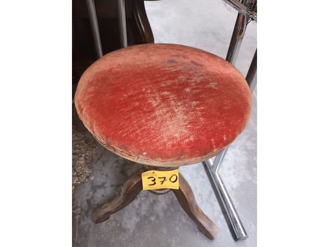 Lot 370 - pianostoel - afbeelding 3 van  3