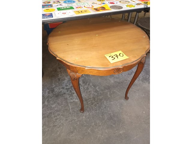 Lot 370 - salontafel - afbeelding 1 van  4