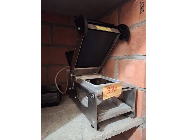 Lot 370 - sealmachine - afbeelding 1 van  3