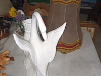 Lot 371 - decoratie en tafellamp. 8 stuks - afbeelding 5 van  5