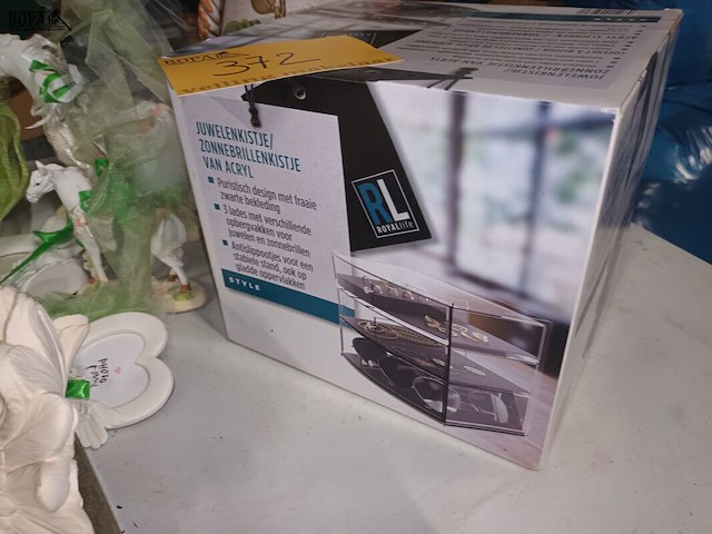 Lot 372 - decoratie en juwelenkistje. 17 stuks - afbeelding 2 van  6