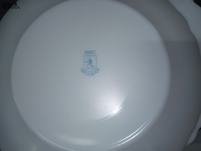 Lot 372 - servies arcopal myositis. 114 stuks - afbeelding 5 van  6