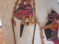 Lot 373 - houten poppen. 2 stuks - afbeelding 2 van  5