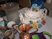 Lot 374 - bierpotten en decoratie. 16 stuks - afbeelding 4 van  4