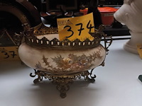 Lot 374 - sierschaal met koperwerk - afbeelding 2 van  5