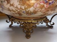 Lot 374 - sierschaal met koperwerk - afbeelding 4 van  5