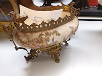 Lot 374 - sierschaal met koperwerk - afbeelding 5 van  5