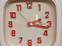 Lot 375 - retro klok - afbeelding 2 van  3