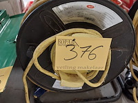 Lot 376 - verlengkabel op rol - afbeelding 1 van  2