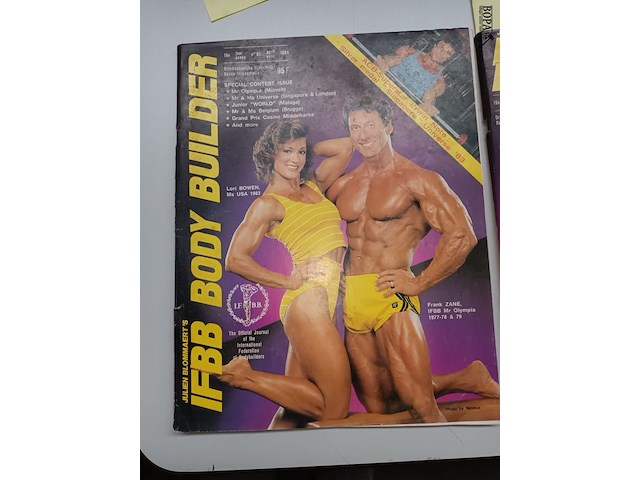 Lot 377 - tijdschriften body building. 2 stuks - afbeelding 3 van  4