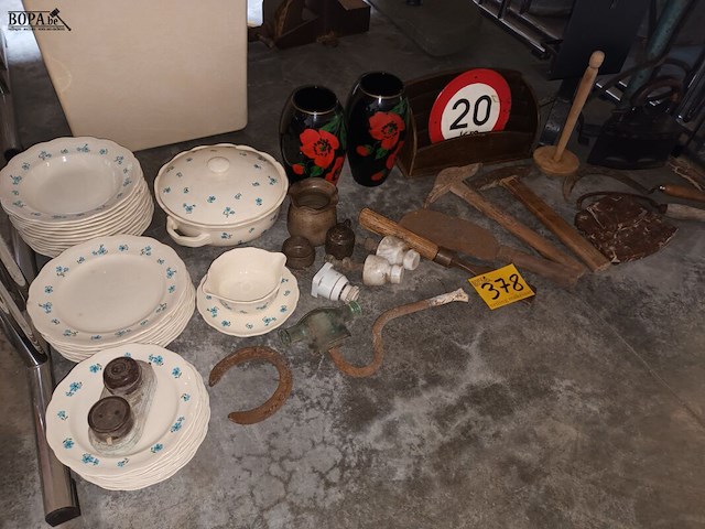 Lot 378 - brocante. 55 stuks - afbeelding 2 van  5