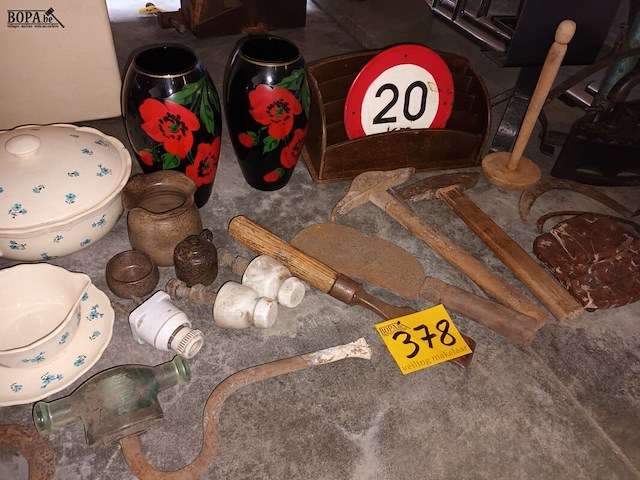 Lot 378 - brocante. 55 stuks - afbeelding 4 van  5