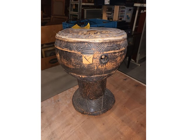 Lot 38 - afrikaanse trommel - afbeelding 3 van  3