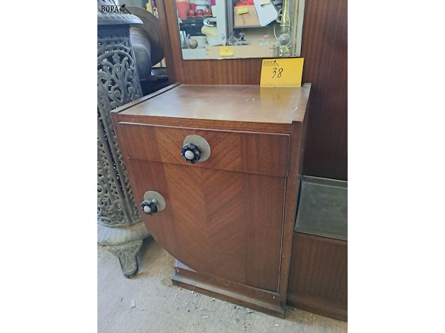 Lot 38 - art deco halmeubel eikenhout met spiegel en paraplubak - afbeelding 2 van  4