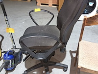 Lot 38 - bureaustoel - afbeelding 2 van  3