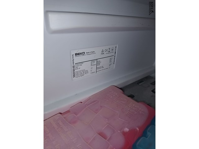 Lot 38 - diepvriezer beko - afbeelding 4 van  4