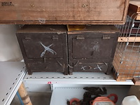 Lot 38 - dierenbenodigdheden. 9 stuks - afbeelding 2 van  6