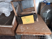 Lot 38 - dierenbenodigdheden. 9 stuks - afbeelding 6 van  6