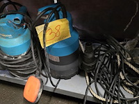 Lot 38 - dompelpomp 2 stuks - afbeelding 1 van  4