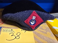 Lot 38 - fiji 1 barette - afbeelding 1 van  2