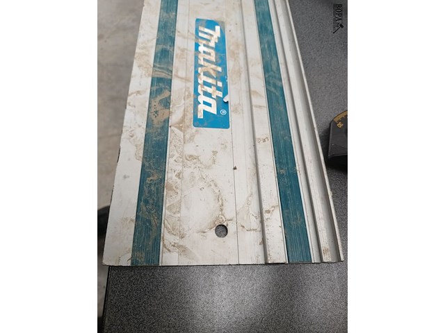 Lot 38 - geleiderail makita - afbeelding 3 van  3