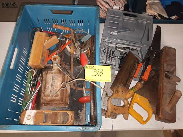 Lot 38 - gereedschap - afbeelding 1 van  8