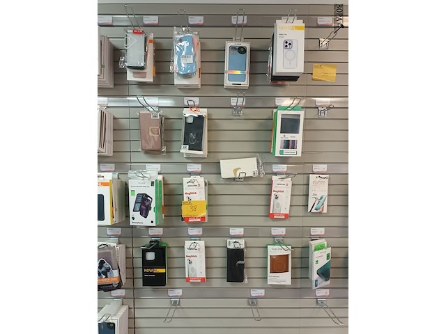 Lot 38 - gsm hoesjes. 50 stuks - afbeelding 1 van  3