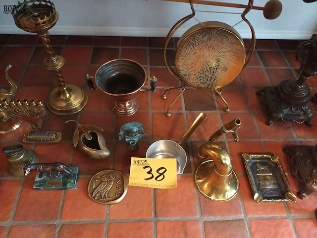 Lot 38 - koperwerk. 17 stuks - afbeelding 6 van  6