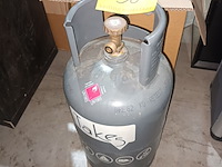 Lot 38 - lege propaangasfles - afbeelding 1 van  3